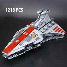 Set LEGO 8039 - Incrociatore d'attacco della Repubblica classe Venator di Star W