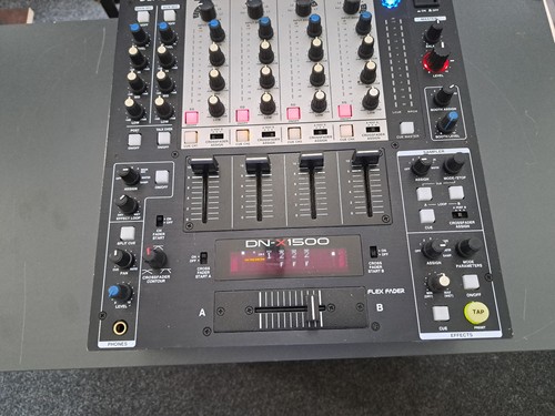 Denon 1500 mixer - x,