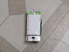 Lutron MRF2S-8S-DV-WH Maestro