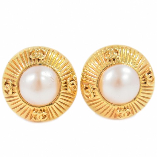 Orecchini rotondi chanel - orecchini,