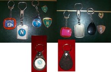LOT OF 4 KEYCHAINS + 2 PINS