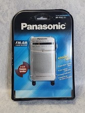Panasonic RF-P50D: Pocket