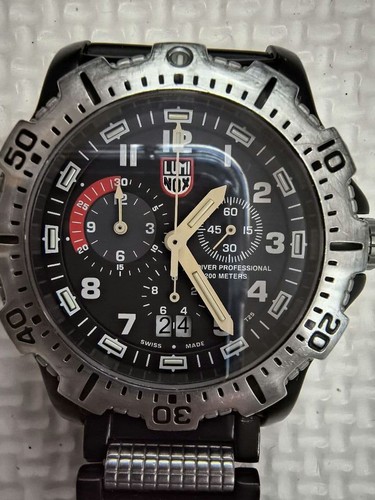 Luminox professional quartz - luminox,