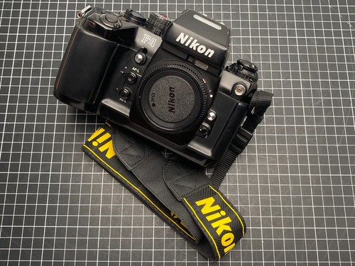Corpo nikon testata - corpo,