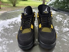 Air Jordan nero e giallo 4
