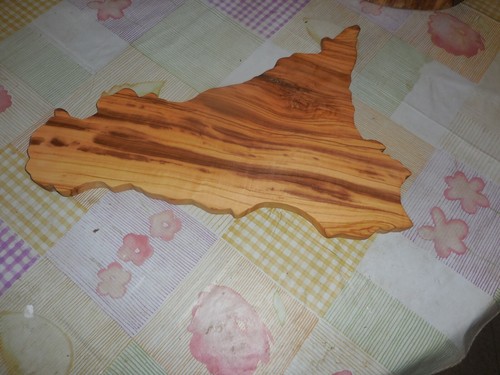 Tagliere legno ulivo a - in,