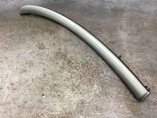 Assetto portaoggetti cruscotto