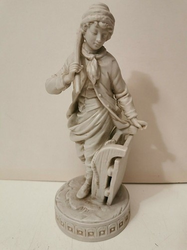 Statuina porcellana biscuit - ,