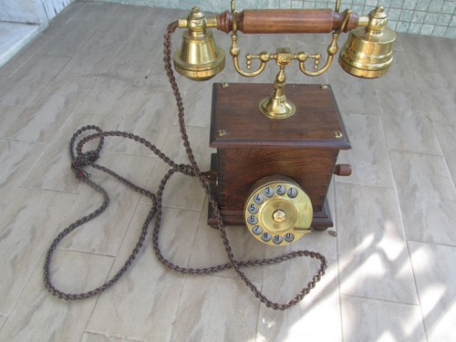Telefono vintage legno - vintage, in