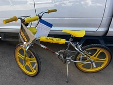 Mongoose max netflix - max,