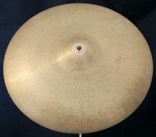 ZILDJIAN CRASH RIDE 18" PIATTO CRASH/RIDE USATO IN OTTIME CONDIZIONI