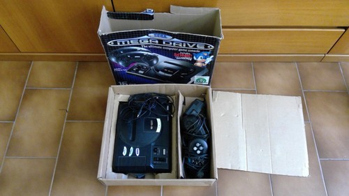 Sega mega drive console - sega,