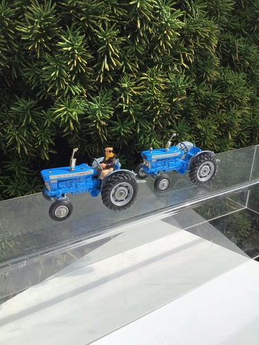 Trattori corgi toys - toys, ford