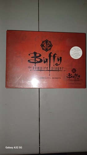Buffy the vampire - vampire,