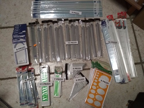 Stock set pezzi - 92, scuola