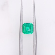 Smeraldo colombiano verde