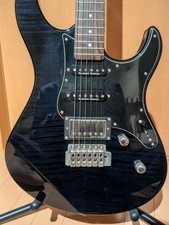 Chitarra elettrica YAMAHA