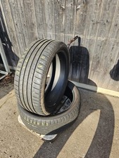 2 pneumatici estivi 225/40R19