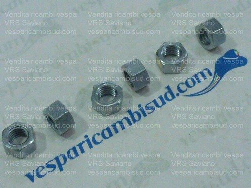 Kit dadi chiusura cerchi m8 - 6,