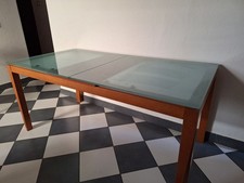 Tavolo in ciliegio e cristallo
