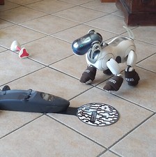 Sony Aibo ERS 7 M2+M1 Pearl White- Robot cane dog