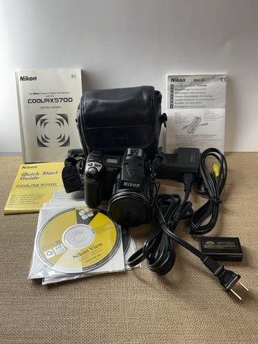 Nikon coolpix 5700 0mp - 5700, 5.0mp