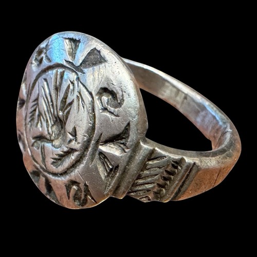 Anello medievale con - , sigillo