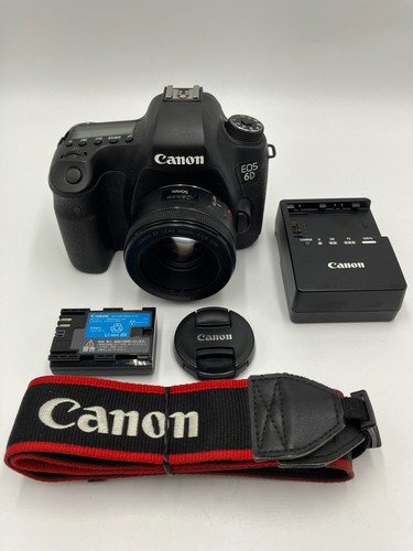 Kit fotocamera reflex digitale