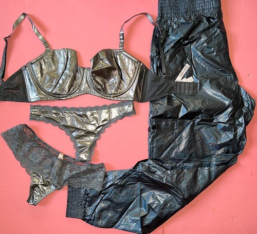 Victoria secret 32d set - secret,