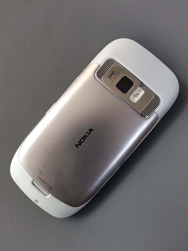 Nokia unlocked 8gb - c7-00,