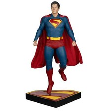 SUPERMAN MOVIE (2025) STATUA