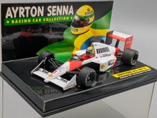 Minichamps / Lang 1:43 McLaren MP 4/5 Honda V10 1989 #1 Ayrton Senna con vetrina