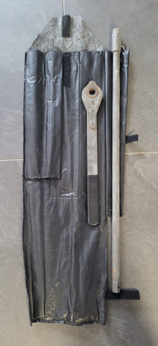 Aragosta attrezzo di - --,