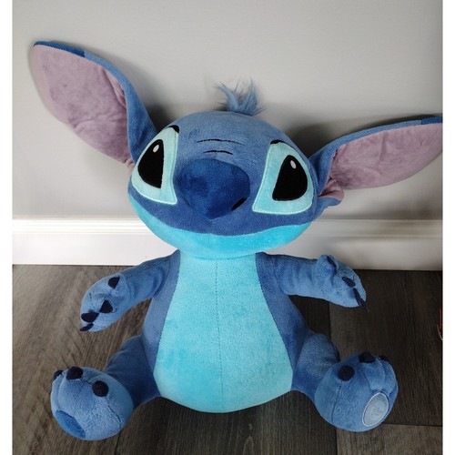 Large disney store - disney, exclusive