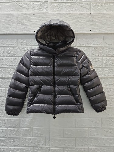 Pre owned moncler boys - pre-owned,