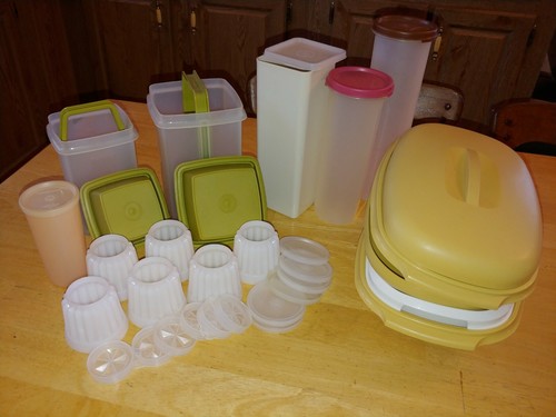 Vtg lot tupperware great - of, tupperware-great