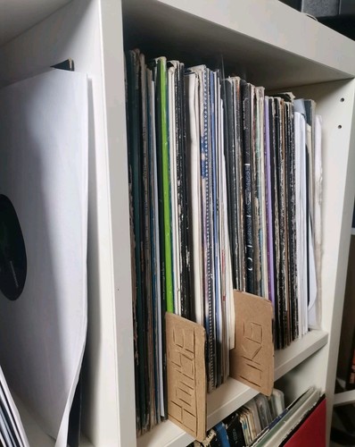 House vinyl mystery - x,
