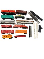 Lot 12+ Mantua HO Freight Car