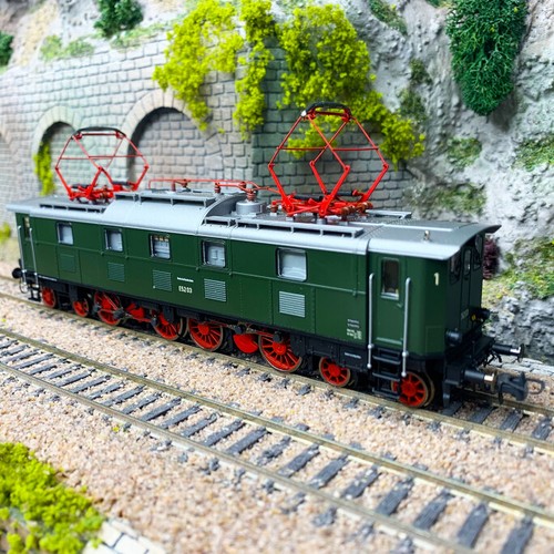 Locomotive électrique 52 - locomotive,