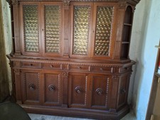 Arredamento sala d'antiquariato in legno scuro, usato ma in buone condizioni.