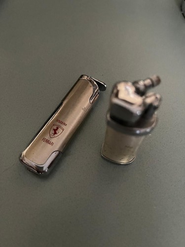 Coppia accendini ferrari - di,