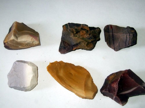 Minerali grezzi - -,