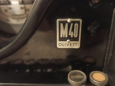 Olivetti M40 Typewriter