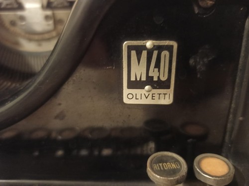Olivetti m40 typewriter - olivetti,