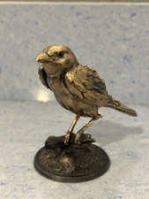 Statua In Resina Raffigurante Una Gazza Ladra - Collezione Animali Del Bosco