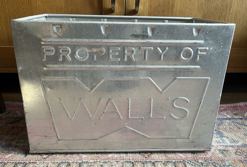 Vintage walls ice cream - walls,
