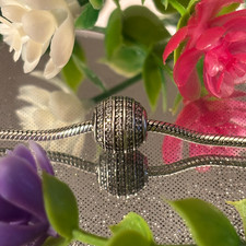 Pandora 💖 Charm Essenza