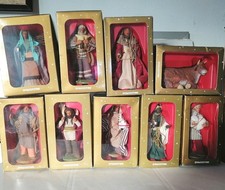IL MONDO DEL PRESEPE DE AGOSTINI PASTORI VARI 9 PEZZI