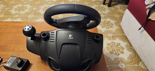 Volante logitech driving force - volante,