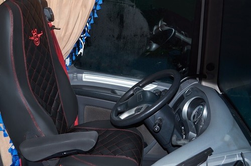 Camion nero coprisedili con - camion,